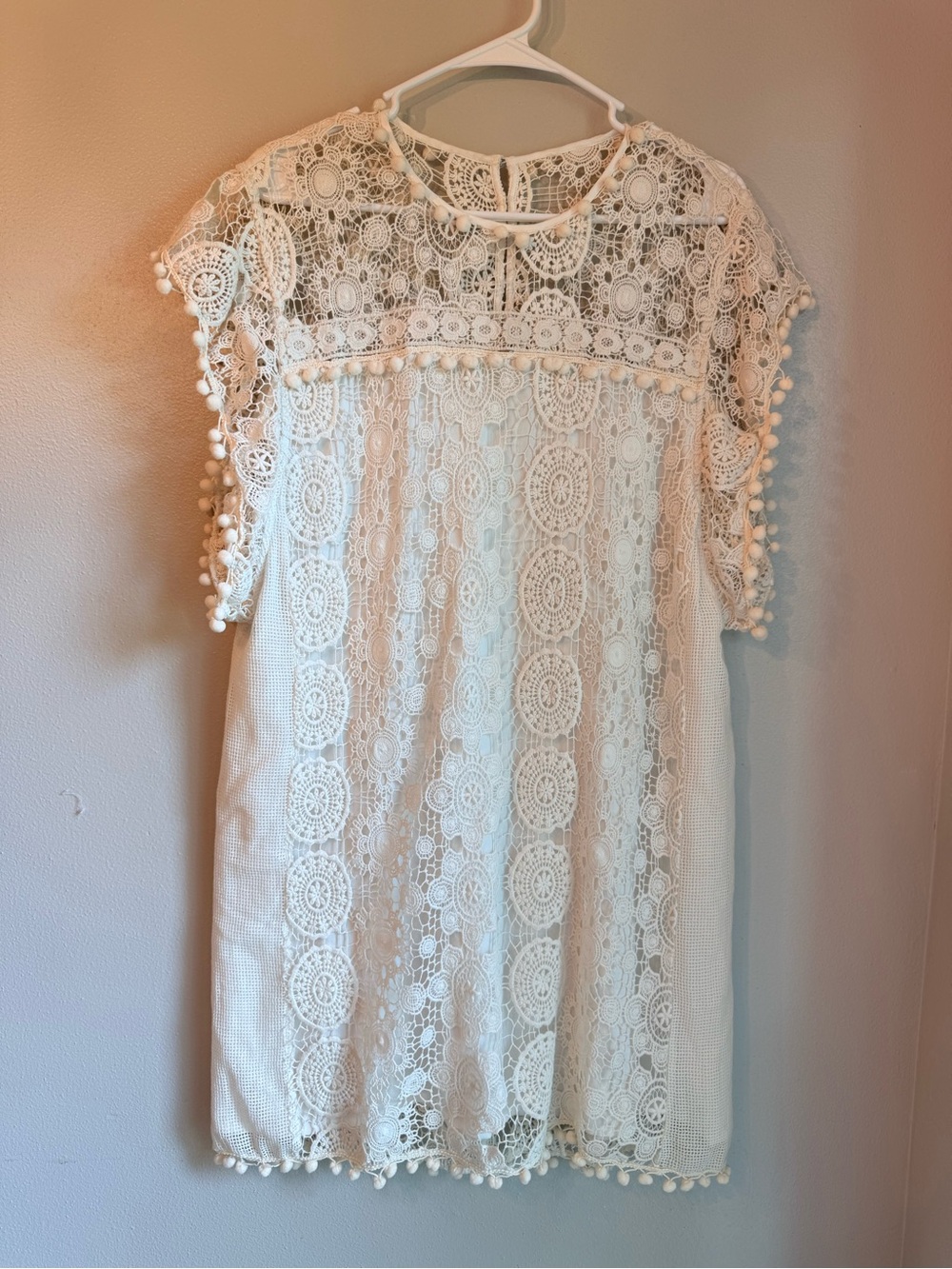 Tularosa Cream Lace Pom-Pom Mini Dress